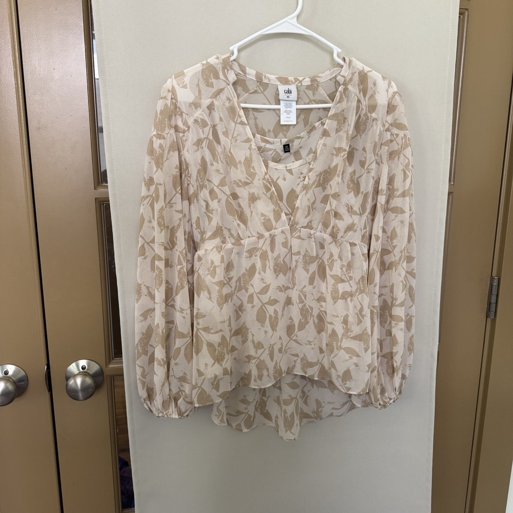 Cabi Womens XS Beige Floral Couplet‎ Long Sleeve V-Neck Blouse Camisole Set - Picture 2 of 9